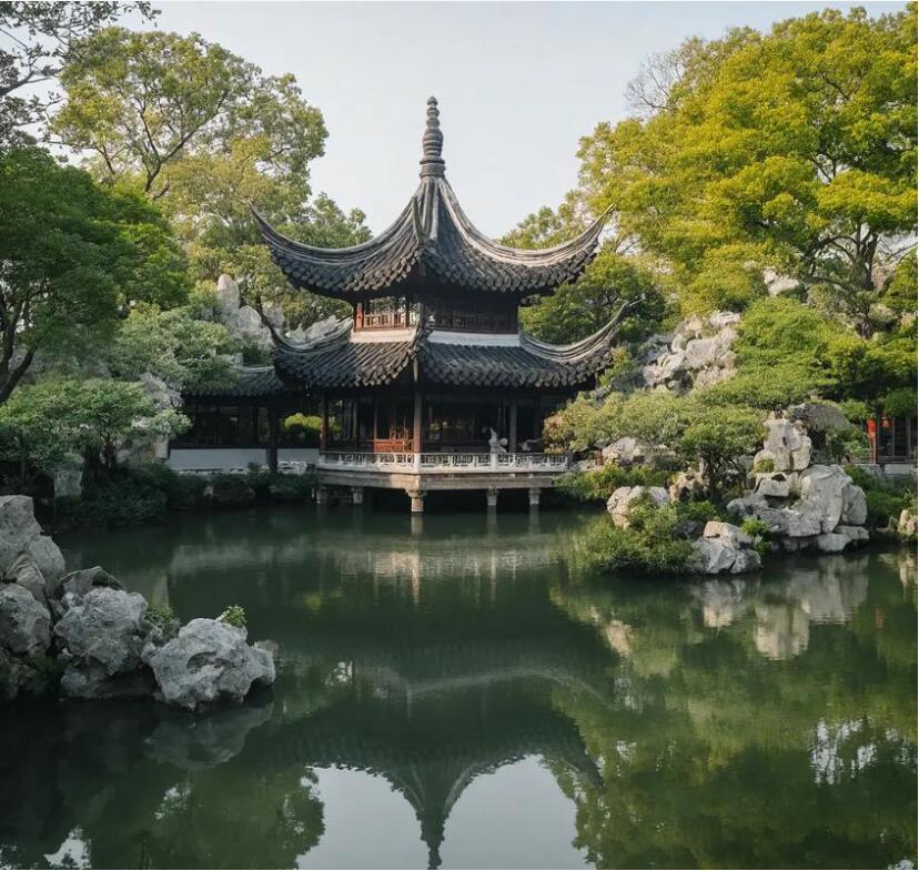 纳溪区夏菡餐饮有限公司